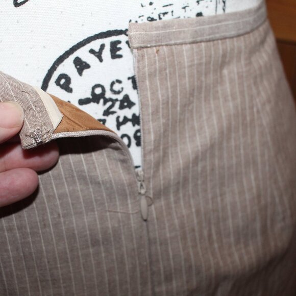 Calvin Klein Tan Pencil Skirt - Picture 4 of 8